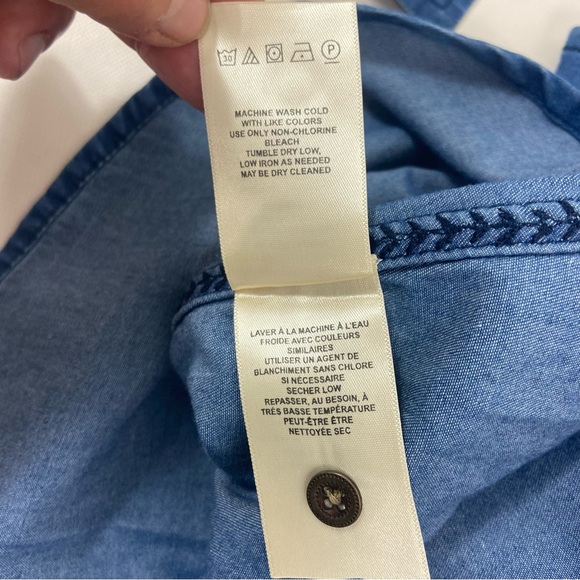 Holding Horses Anthropologie denim corduroy floral embroidered top tunic. Size 0 - Picture 6 of 10